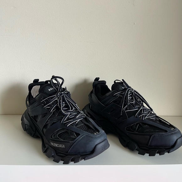 New Balenciagas Track sneaker - Picture 1 of 14